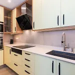 Apartment Spaces Seaside Paradise *