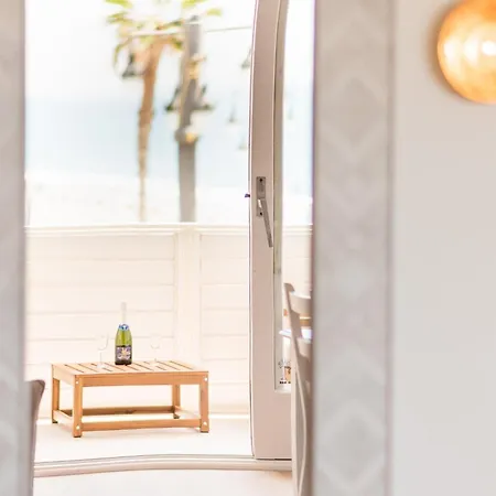 Spaces Seaside Paradise سيدجيس
