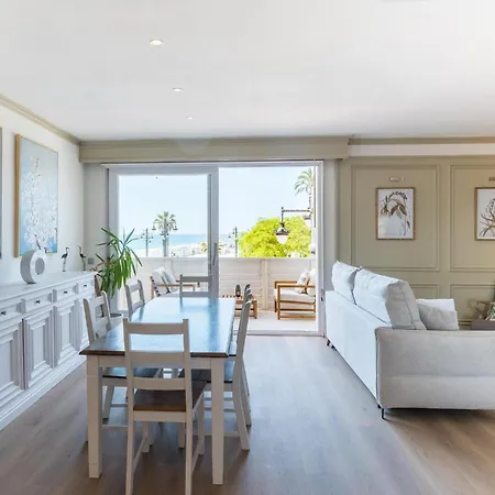 Spaces Seaside Paradise سيدجيس